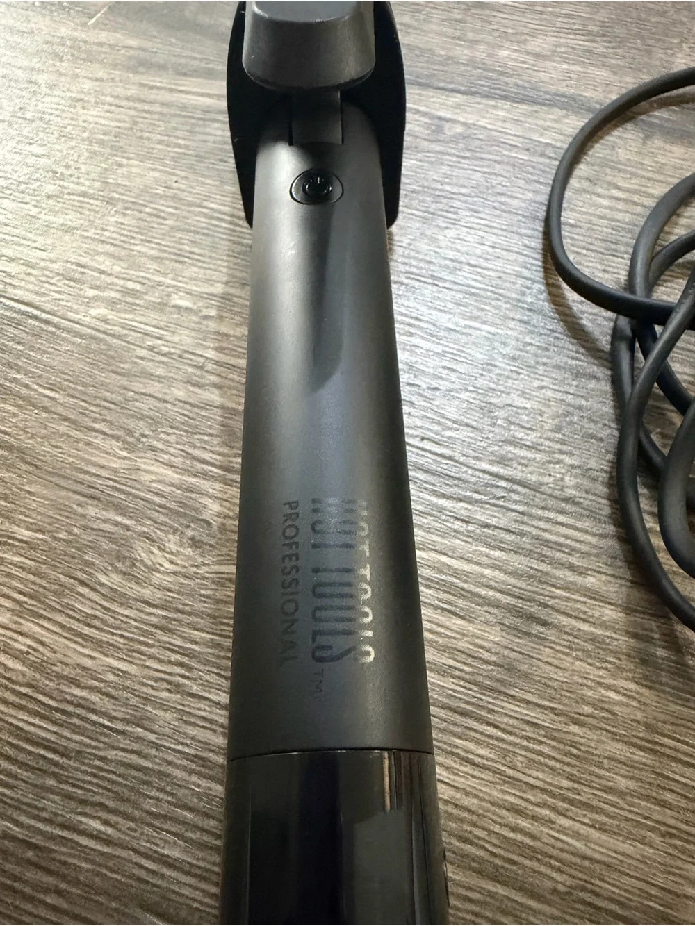 Hot Tools 1 1/2 IN Black and Gold Curling Wand